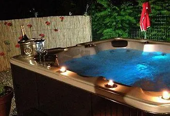 Guest house Le Tartarughe Rooms Magliano in Toscana