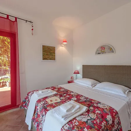 Guest house Le Tartarughe Rooms Magliano in Toscana